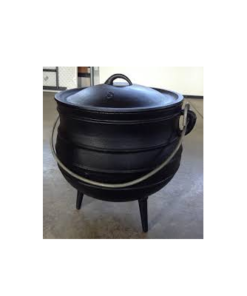 Oil Cured Potjie Size #8 (3 Legs) This item is for in-store pick up only due to weigh